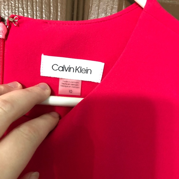 Event Dress - Picture 2 of 6